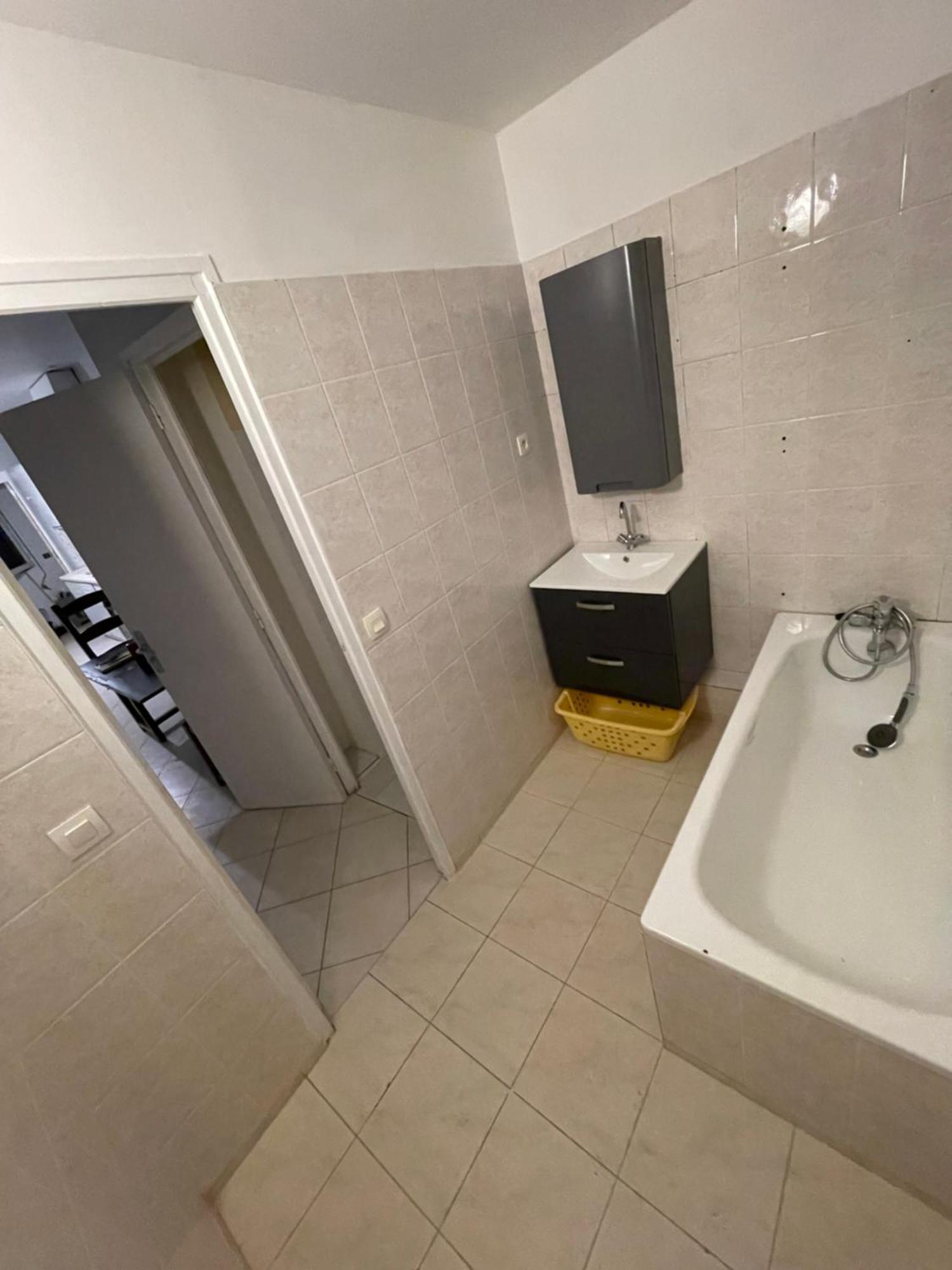 Appartement Proche Paris Аржантей Экстерьер фото